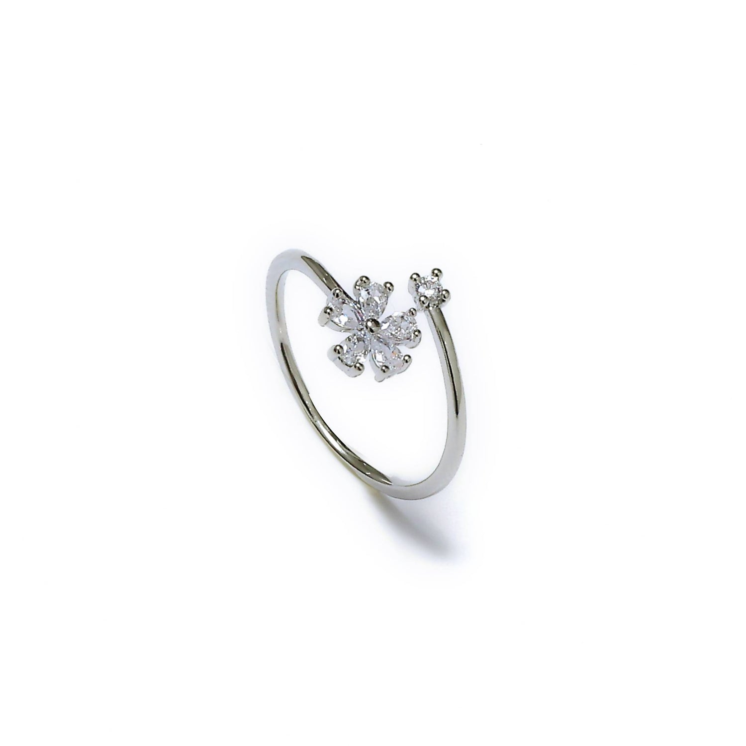 Glimii delicate flower jewelry for women featuring a silver ring with sparkling floral design